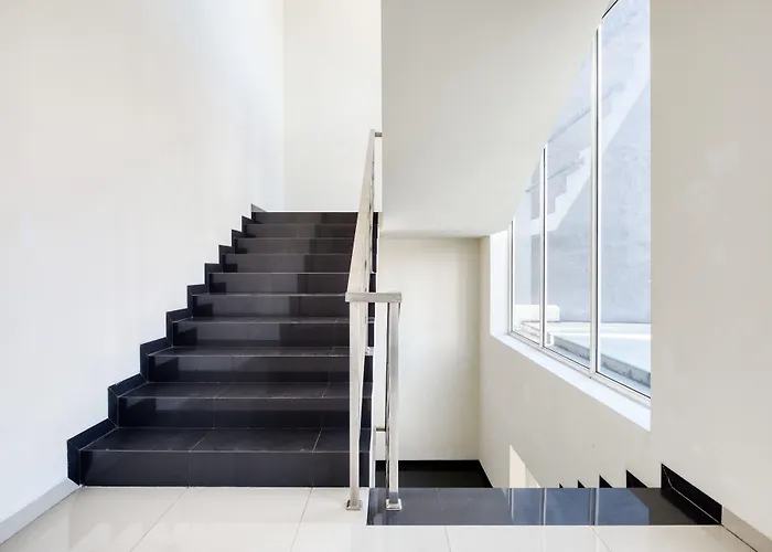 Reddoorz Near Ciputra World 3 Hotel Surabaya